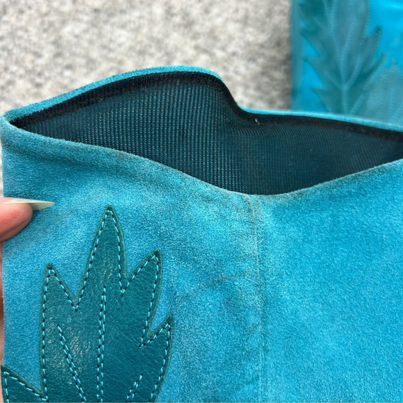 Vintage 70s 80s turquoise Italian suede leather applique mid calf flat boots 8 - Picture 15 of 15